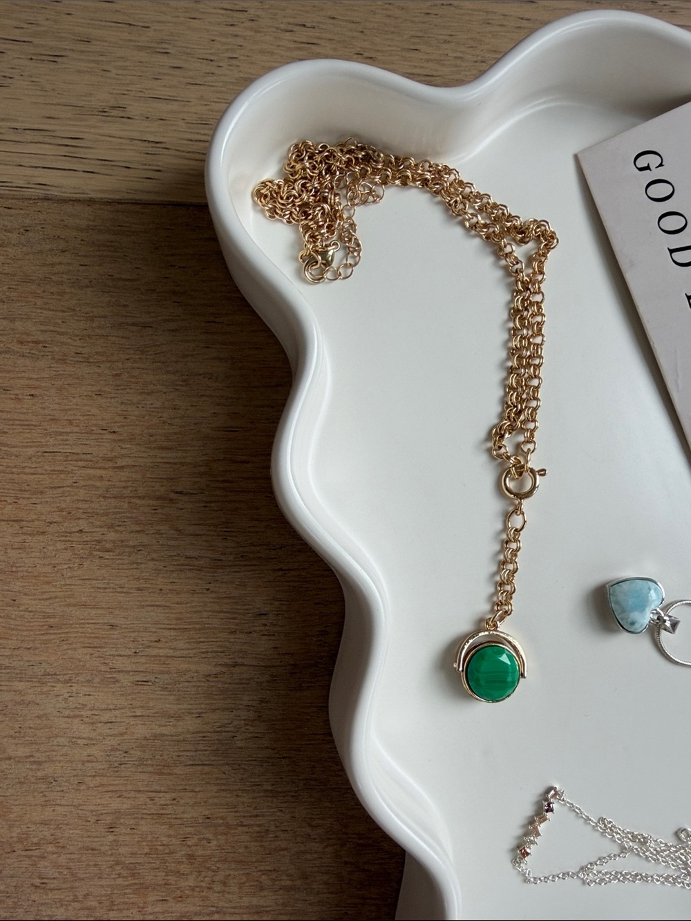 Multiple Necklaces - Picture 6 of 6